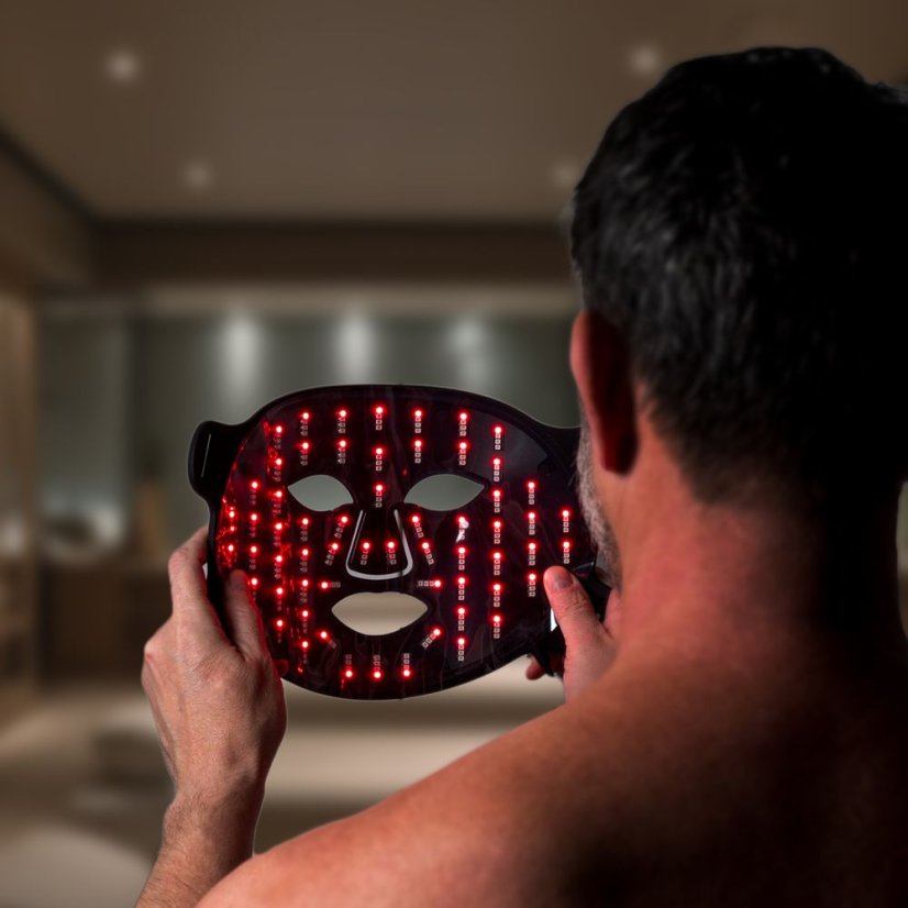 Maska s červeným světlem pro péči o pleť VitaMask 1.0 - Barva: bílá